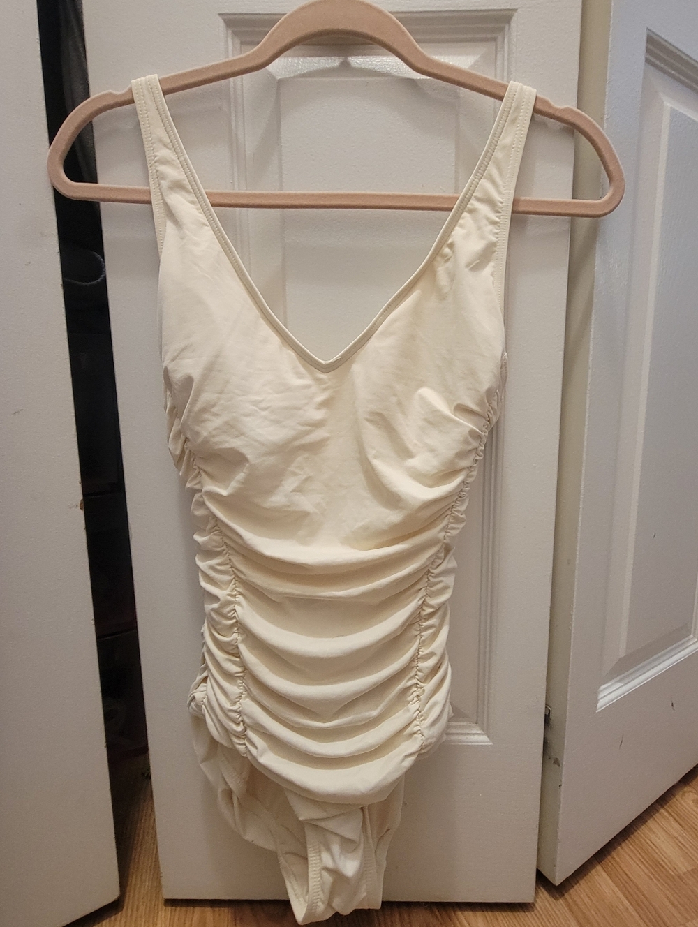 DKNYWomen's Crossover Tummy Control Ruched One-Piece Swimsuit